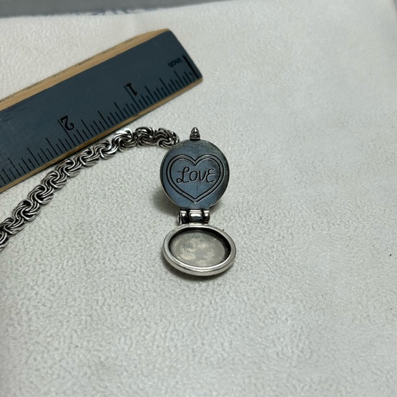 Brighton Locket Charm Bracelet Silver Plated Vintage 8" - Picture 8 of 9